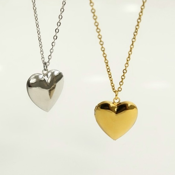 Heart Locket Necklace | Gold Plated Stainless Steel - Picture 3 of 3